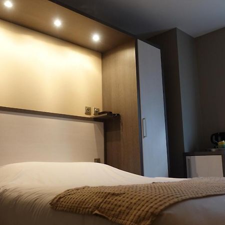 Hotel-Restaurant Des Voyageurs Le Cheylard Ngoại thất bức ảnh