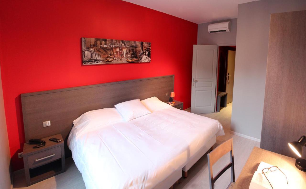 Hotel-Restaurant Des Voyageurs Le Cheylard Ngoại thất bức ảnh